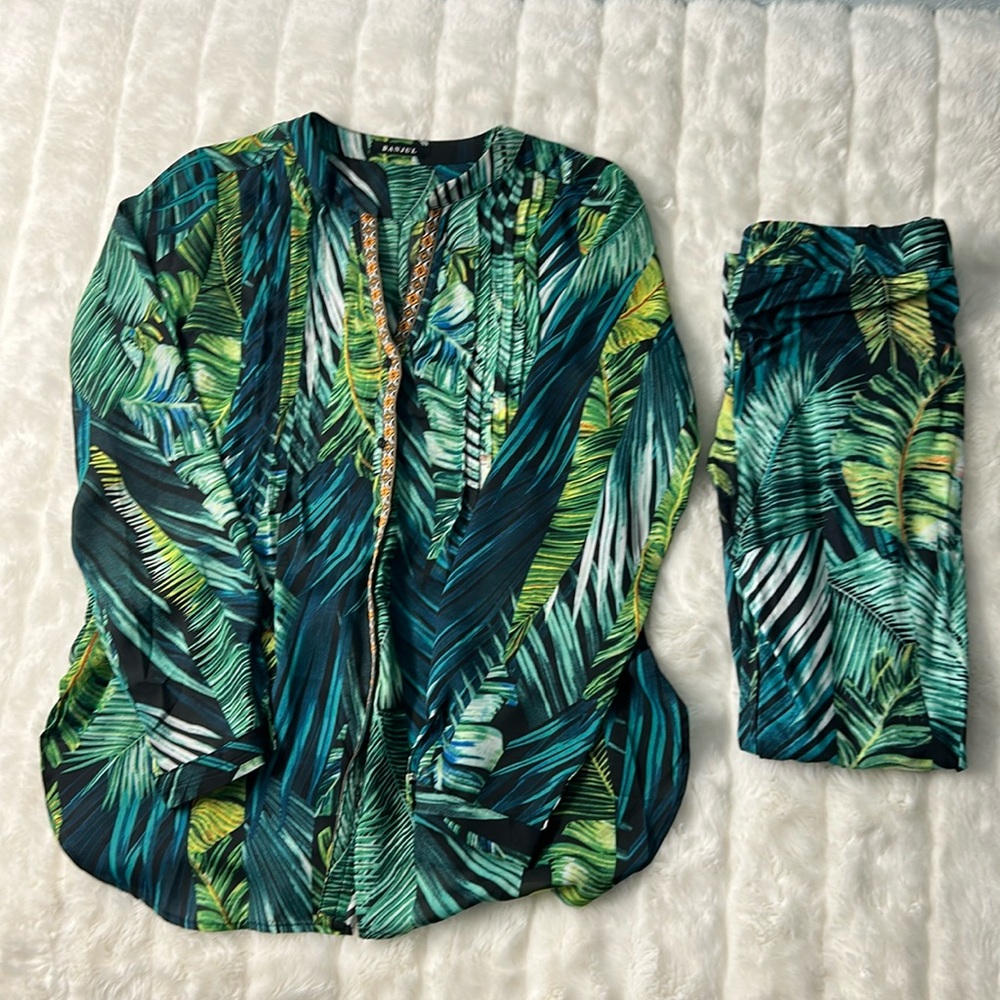 Banjul Green and Blue Leaf Print Button Down Shirt & Leggings